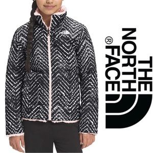 North face Black and White Mossbud Waterproof Jacket, size girls (L) 14/16